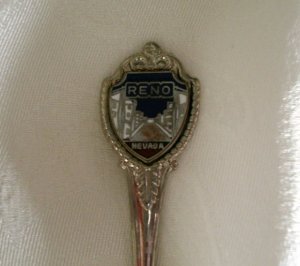 Reno Nevada souvenir spoon enamel crest 1273vf