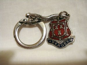 Aberdeen Scotland cloisonne silver tone key chain vintage 1425vf
