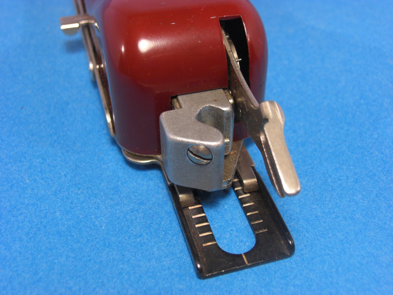 SEARS KENMORE Vintage Buttonholer Attachment Tool