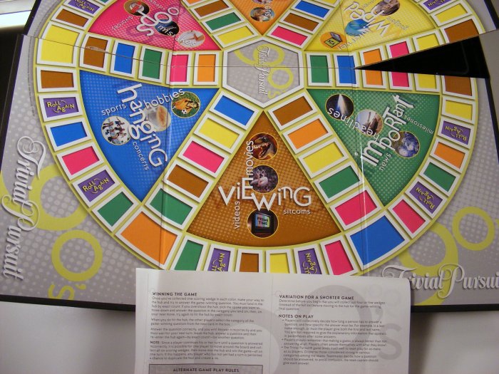 90-s-trivial-pursuit-time-capsule-edition-game-complete