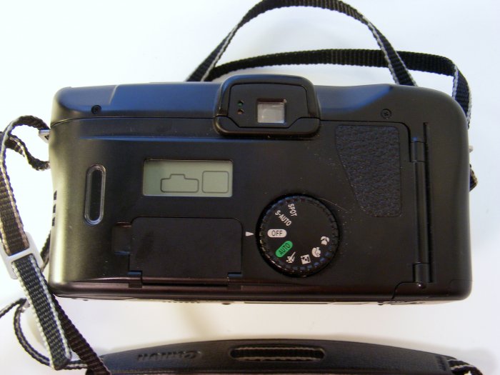 Canon Z135 SAF 35mm Film Camera with Strap 38135mm