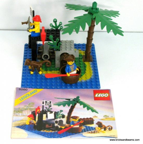 Lego 6260 Pirate Shipwreck Island Set 99% Complete with Instructions 2 ...