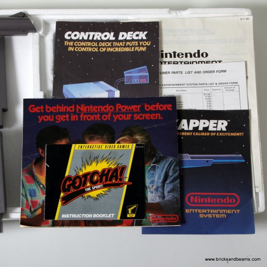 NES Nintendo Action Set RARE Grey 1988 Edition Box 2 Controllers Grey