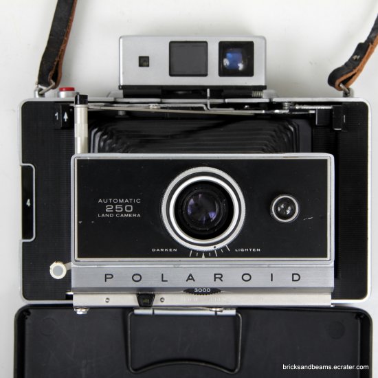 Vintage Polaroid Land Camera Automatic 250 Folding Land Camera w Model