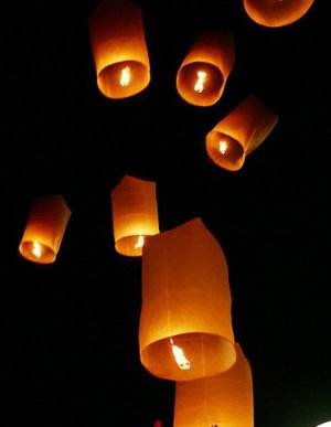 50 X THAI SKY FIRE LANTERN UFO HOT AIR BALLOON KHOM LOY
