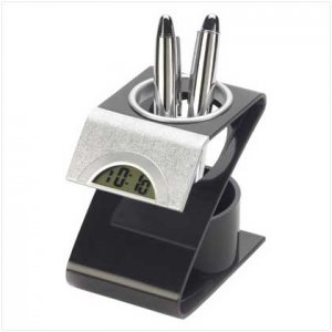 Penholder With Clock
