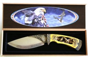 New!  American Eagle Collectable Knife with display box