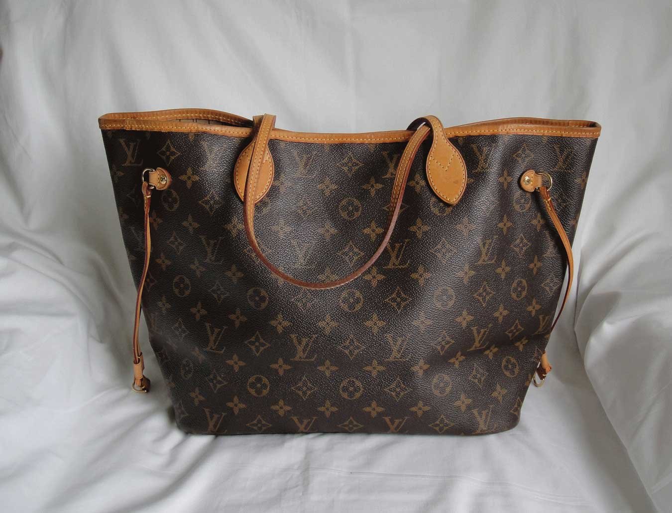 AUTHENTIC Pre Owned Louis Vuitton Monogram Neverfull MM