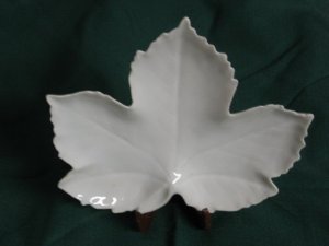 Limoges leaf dish