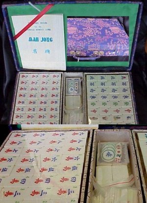 Large Mahjong Sets - Bone and Bamboo Set