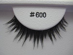 FALSE EYELASHES 600 [Comparable to MAC]