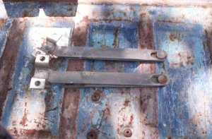 1970-74 Ford Bronco rear tail gate straps