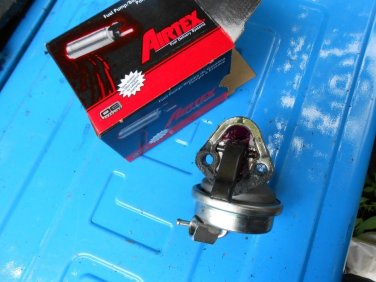 Airtex 41216 small block Chevy fuel pump w/return port, in box, slightly used