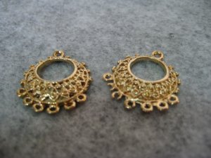 Filigree, 27mm x 25mm, 1 pair