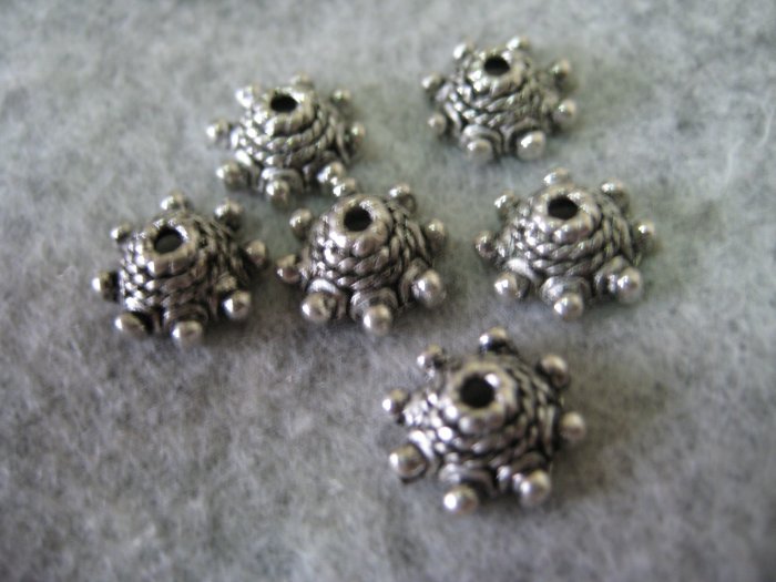 Bali Bead Caps, 4mmx9mm, 4pcs