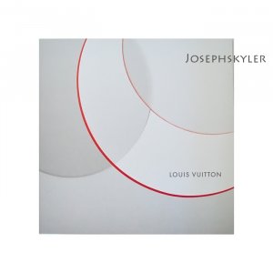 LOUIS VUITTON 2005 COLLECTION CATALOG