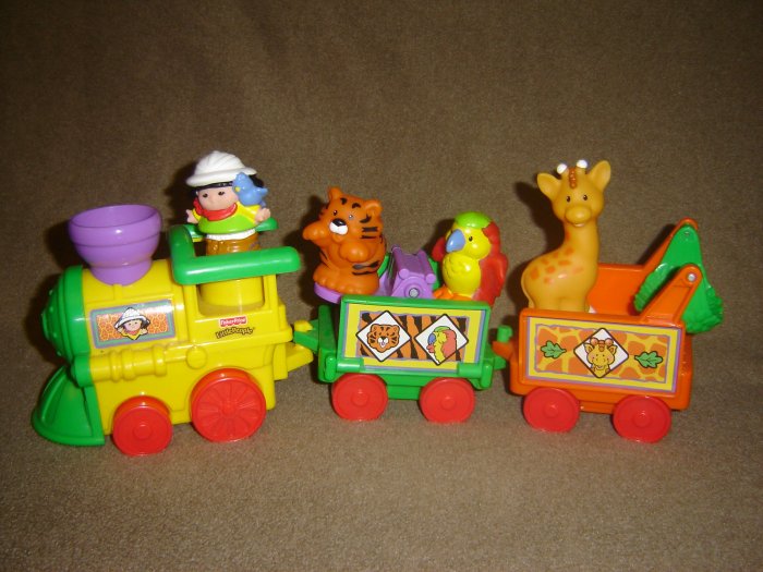 2001 Fisher Price Little People Musical Zoo Train Complete Newer FP LP