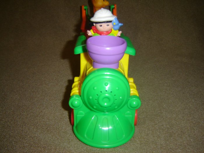 2001 Fisher Price Little People Musical Zoo Train Complete Newer FP LP