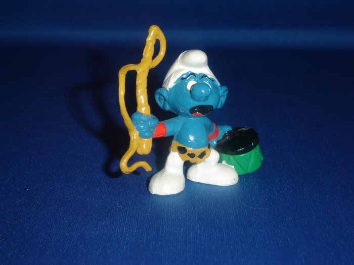Vintage 1979 Lion Tamer Smurf With A Green Drum and Whip 20115 By Schleich PVC
