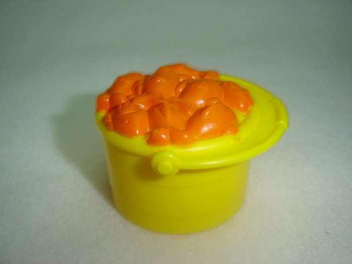 Fisher Price Little People Bucket of Fish in Yellow and Orange Barrel for Zoo Animals Newer FP LP
