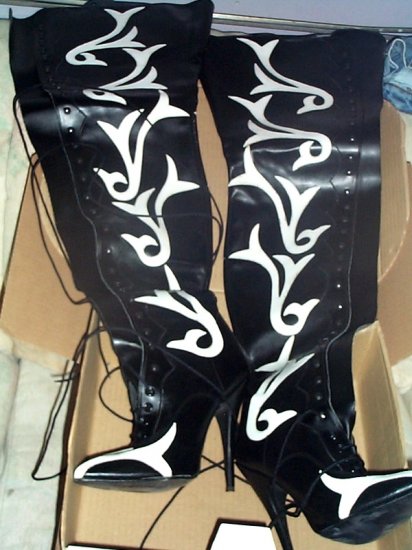 THE LITTLE SHOE BLACK & WHITE SCROLL THIGH HIGH BOOTS