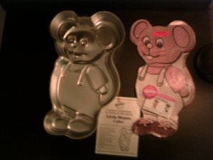Little Mouse Cake Pan - by Wilton -- 2105-2380 -- 1987 *