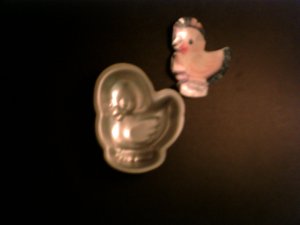 1 -- Single Chick Cake Pan - by Wilton -- 2105-1143 -- 1996 *