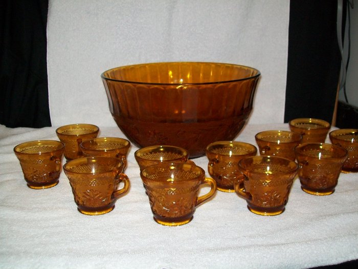 Sandwich Amber Punch Bowl Set Tiara Glassware