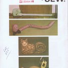 1136 Kwik Sew -- Draft Stoppers, Pressing Ham, Sleeve Roll - (T-Bla-S-13)