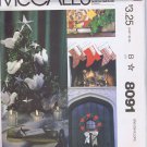 8091 McCall's -- Christmas Decorations - (L)