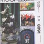 8091 McCall's -- Christmas Decorations - (L)