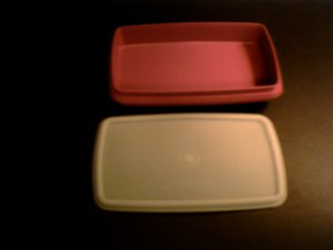 Tupperware -- Deli Keeper (B-1)