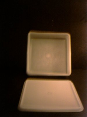 Tupperware -- Square Cold Cut Keeper (B-1)