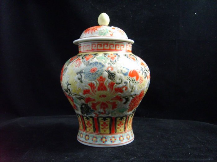 china fencai pot qianlong year