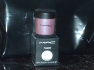 MAC Cosmetics Kitschmas Pigment 1/4 tsp Sample Jar