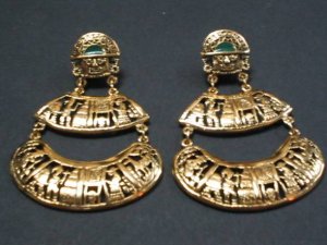 Very nice and gorgeous18karat gold coated TUMI EARRINGS
