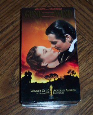 GONE WITH THE WIND 2 Tape Set Clark Gable Vivien Leigh Leslie Howard Classic Family VHS loc14