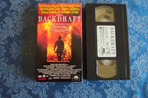 Backdraft Kurt Russell William Baldwin Scott Glenn Robert DeNiro Vhs Tape Video