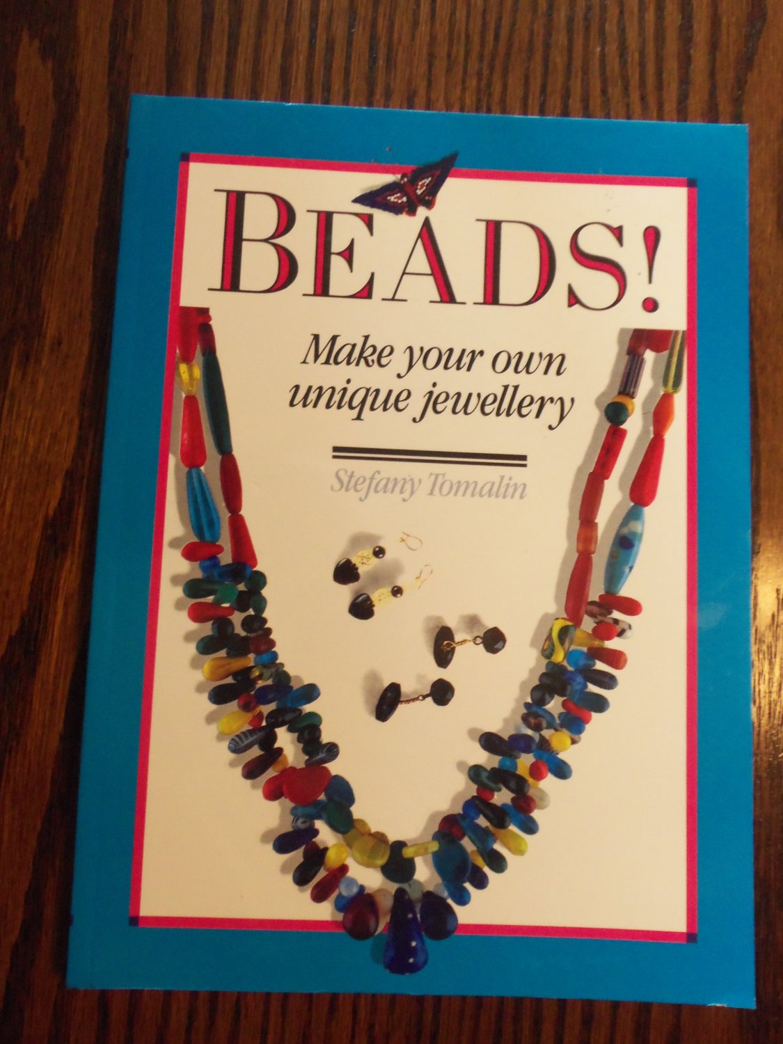Beads! Make Your Own Unique Jewellery Book locationO4
