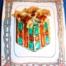 Christmas PIN #0149 Vtg Red & Green Gift Package-Red Bow, Enamel-Goldtone HOLIDY Christmas PIN #0149 Vtg Red & Green Gift Package-Red Bow, Enamel-Goldtone HOLIDY