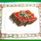 Christmas PIN #0147 Vintage Red Gift Package wGreen Bow, Enamel-Goldtone HOLIDAY Christmas PIN #0147 Vintage Red Gift Package wGreen Bow, Enamel-Goldtone HOLIDAY