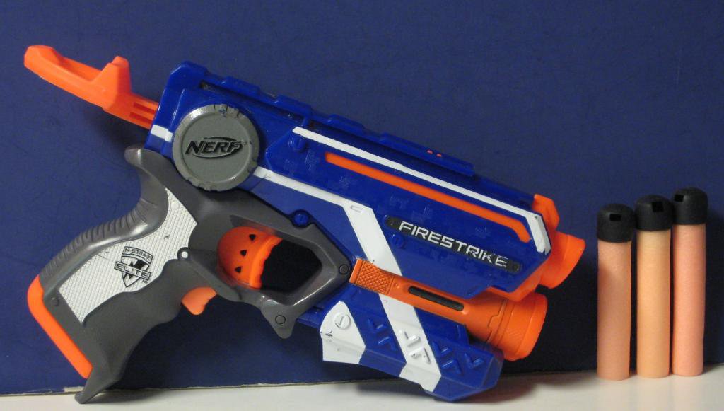 Nerf N-Strike Elite Firestrike Pistol Single Shot Dart Blaster Gun ...