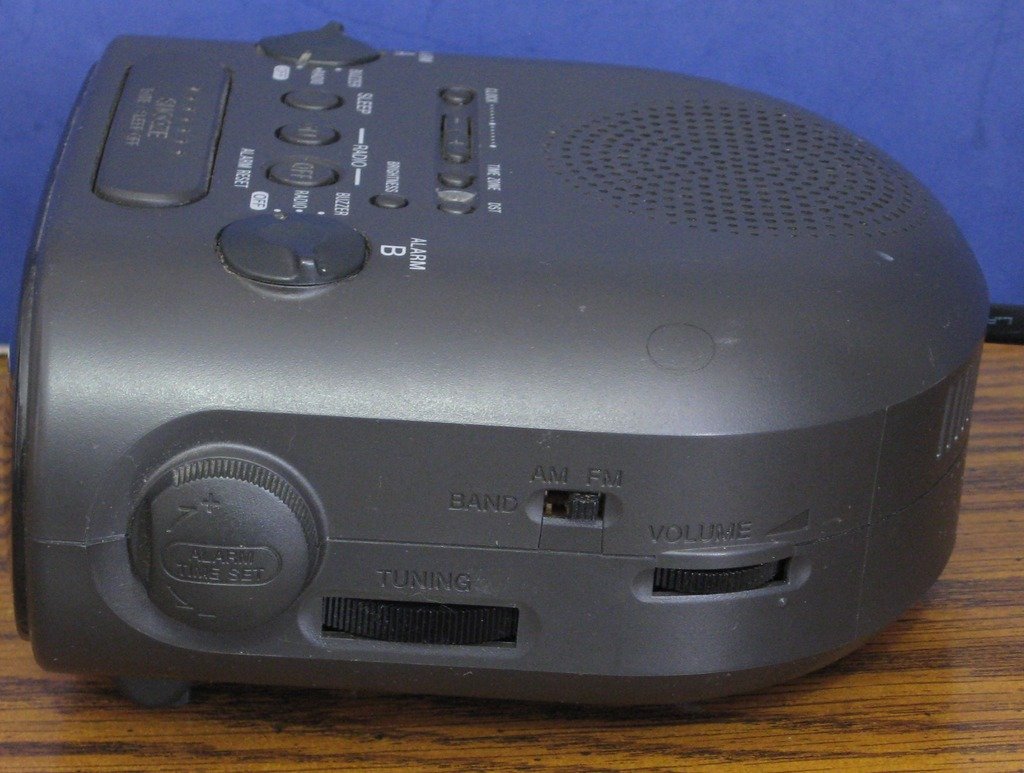 Sony Dream Machine ICFC318 Alarm Clock AM/FM Radio Black