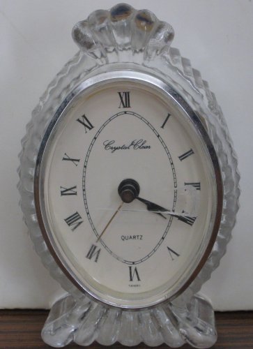 Crystal Clear Analog Battery Powered Clock in Crystal Mounting - 5.5" - 1990s Vintage