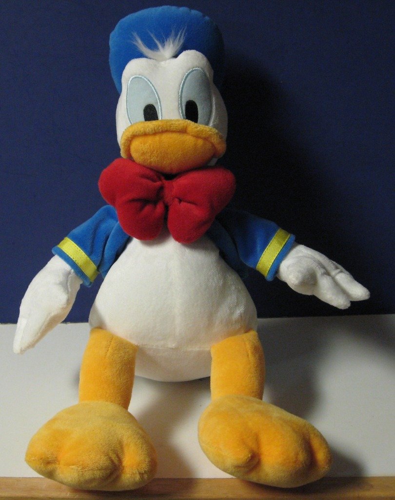 plush donald duck