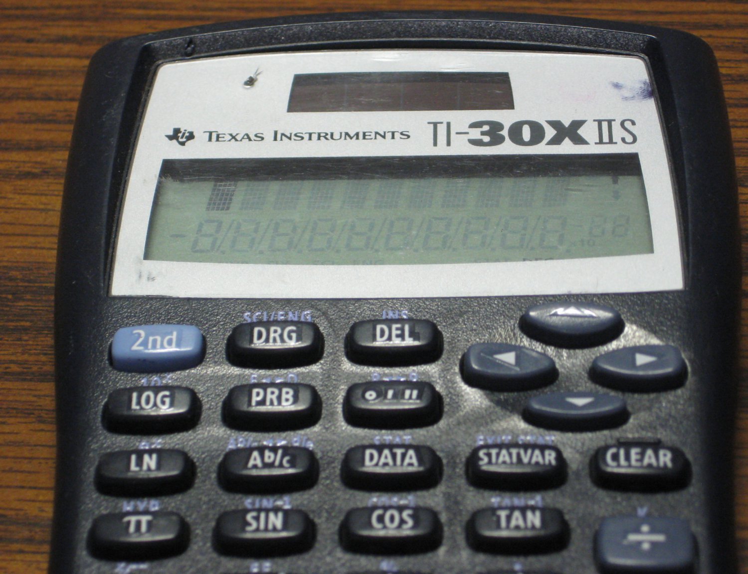 Texas Instruments TI30XIIS LCD Solar Scientific / Eng Calculator TI