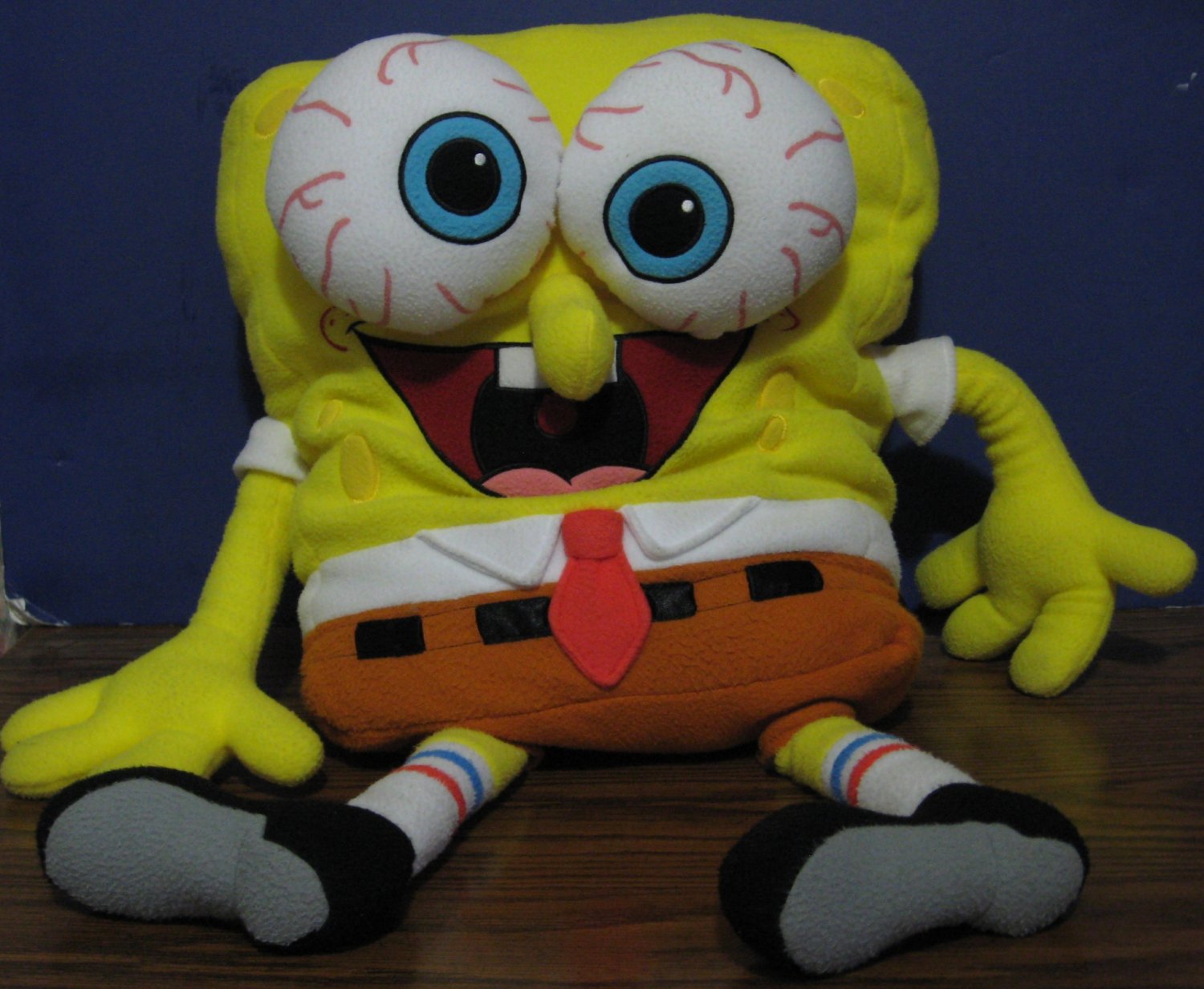 giant stuffed spongebob