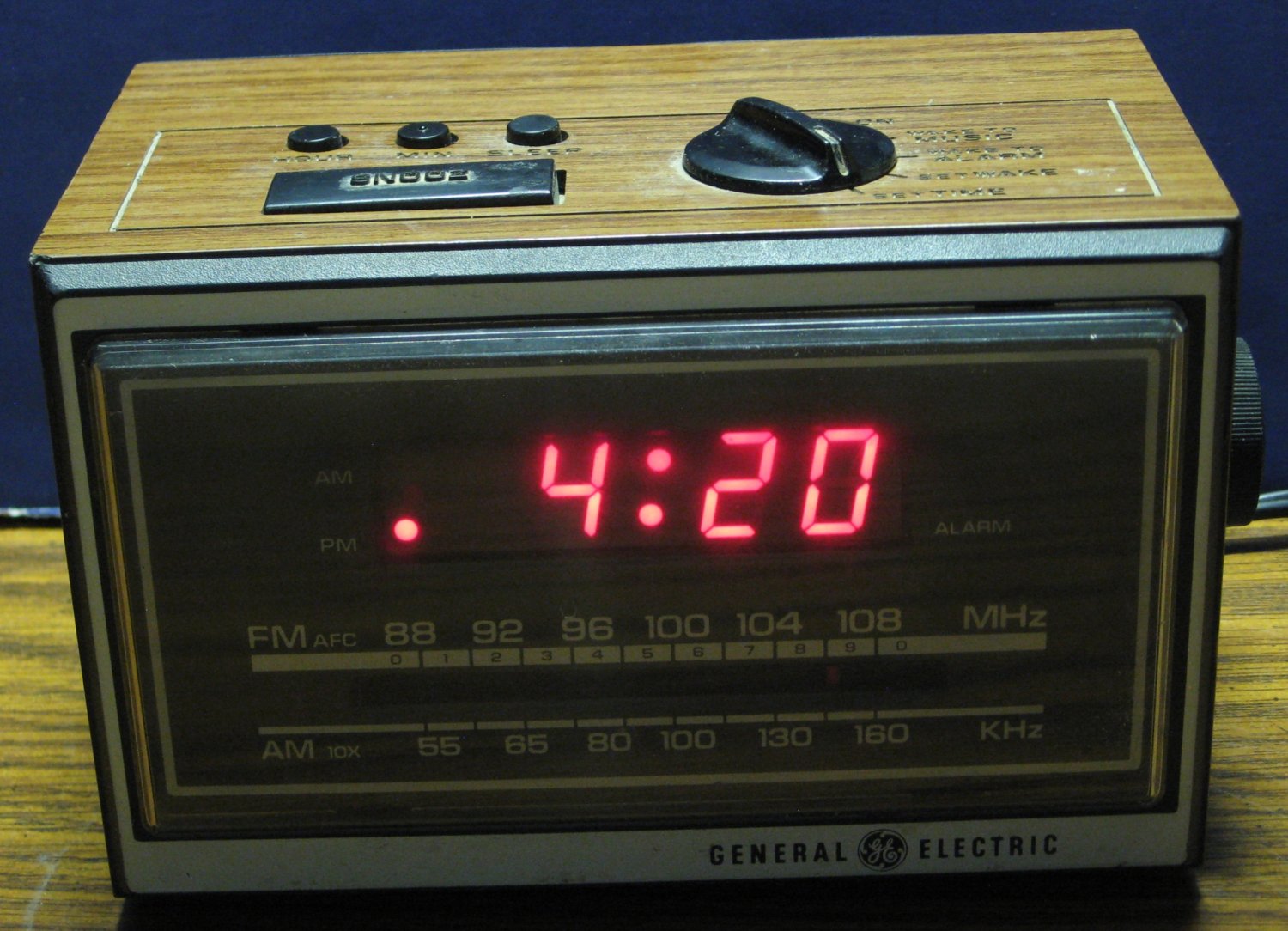 general electric radio clock