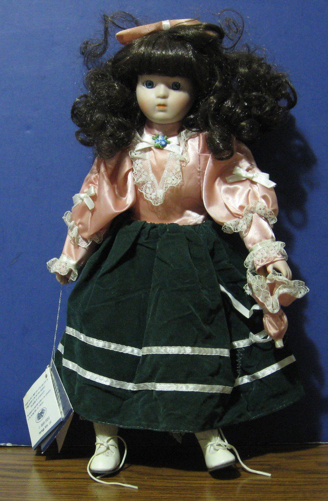Heritage Mint Collection 16" Porcelain Doll Green Pink Dress 1989 Vintage