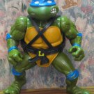 Teenage Mutant Ninja Turtles Leonardo 4" Action Figure with Harness - 1988 Vintage